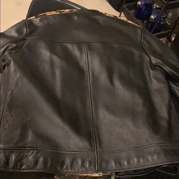 Genuine Leather Jacket - Picture 3 of 4